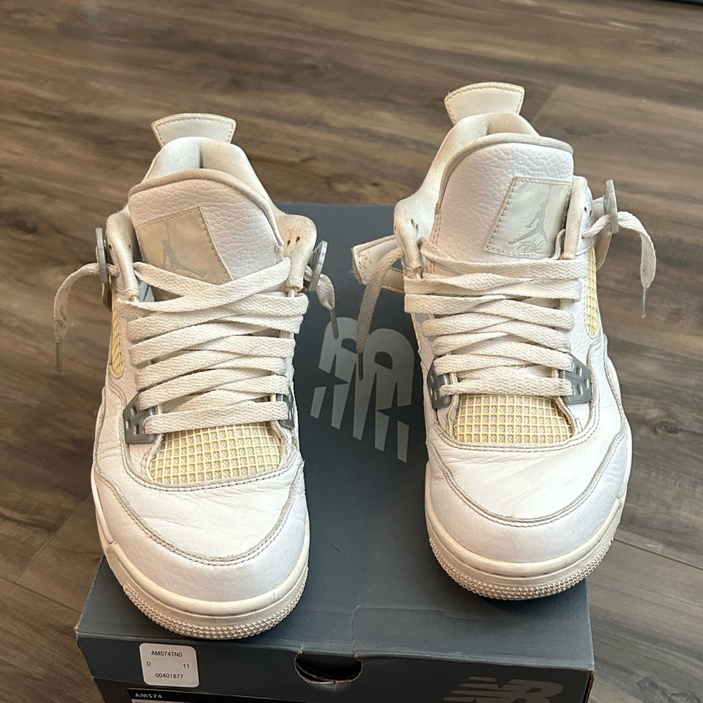 White Jordan, Tan Timberlake, Black adidas